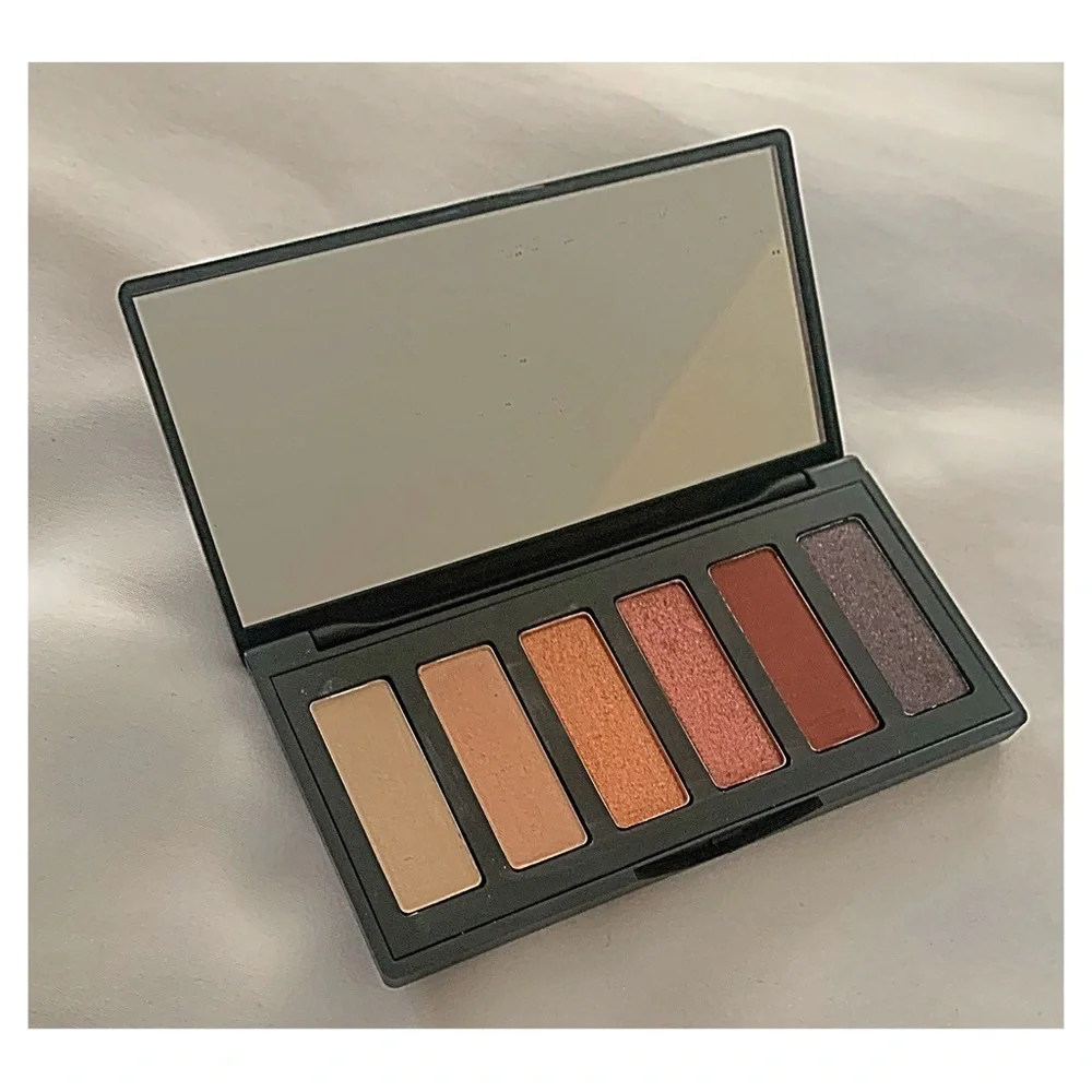CODE 8 Eyeshadow Palette NEW IN BOX Iconoclast Burnt Sienna Made in Italy